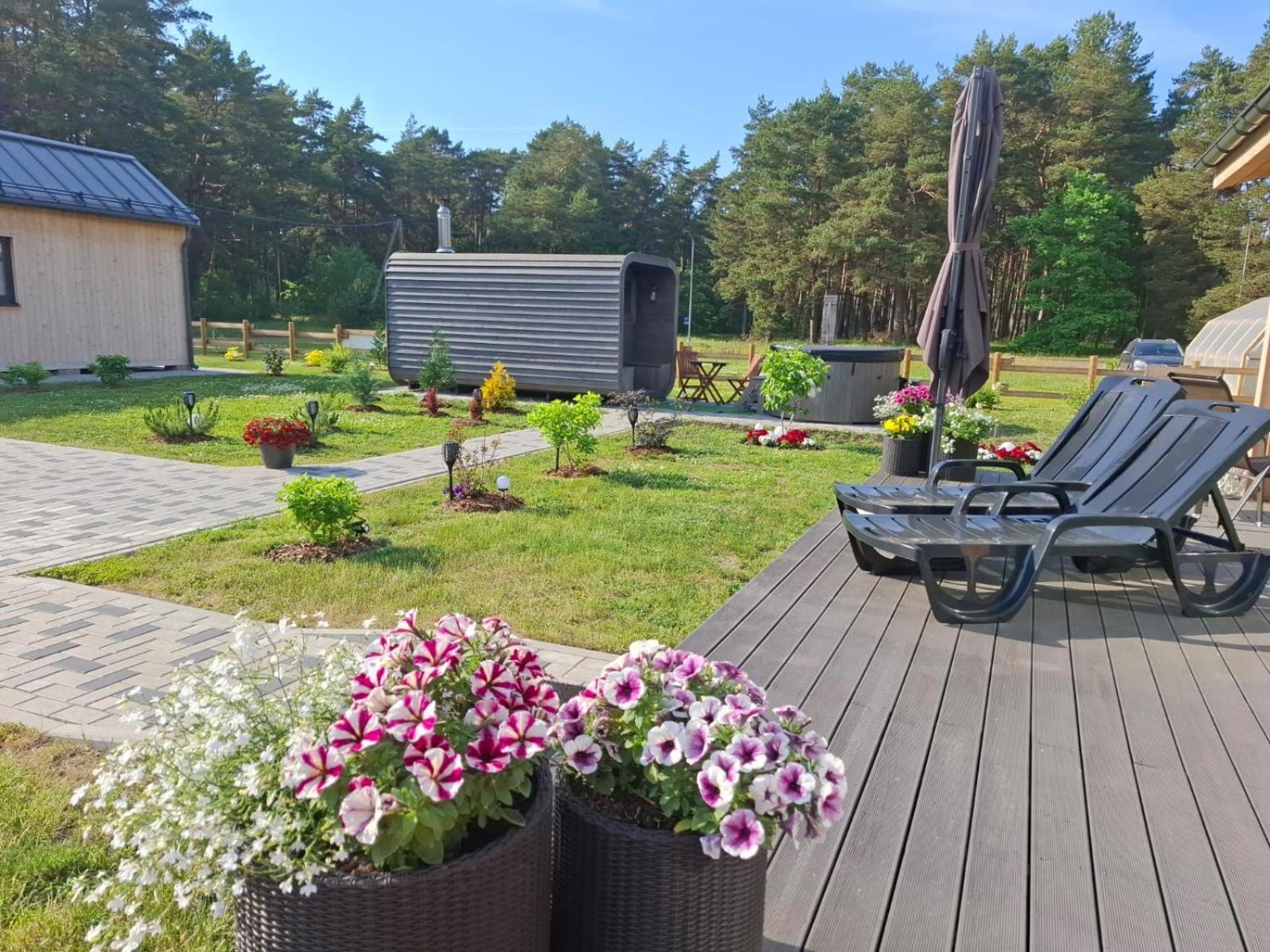 Juras Dzintars Villa Ainaži Exteriör bild