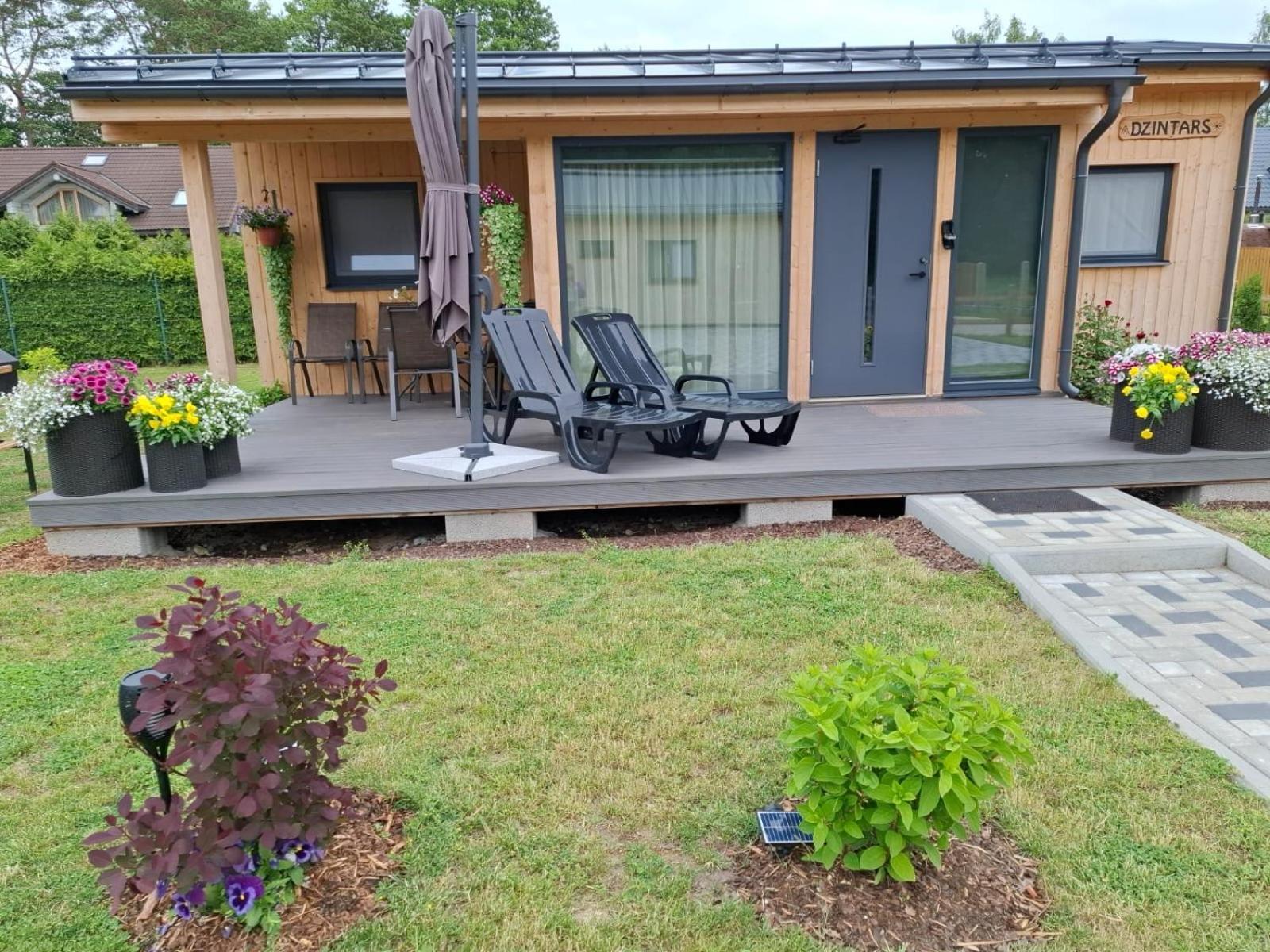 Juras Dzintars Villa Ainaži Exteriör bild